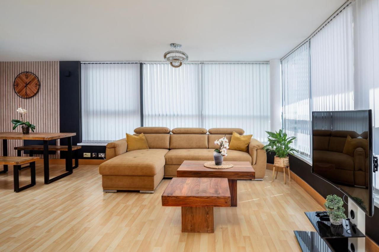 Leeds Most Stunning Penthouse! - Sleeps 8 Apartment ภายนอก รูปภาพ