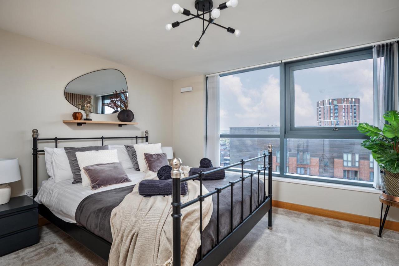 Leeds Most Stunning Penthouse! - Sleeps 8 Apartment ภายนอก รูปภาพ