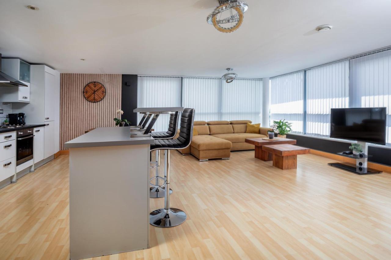 Leeds Most Stunning Penthouse! - Sleeps 8 Apartment ภายนอก รูปภาพ
