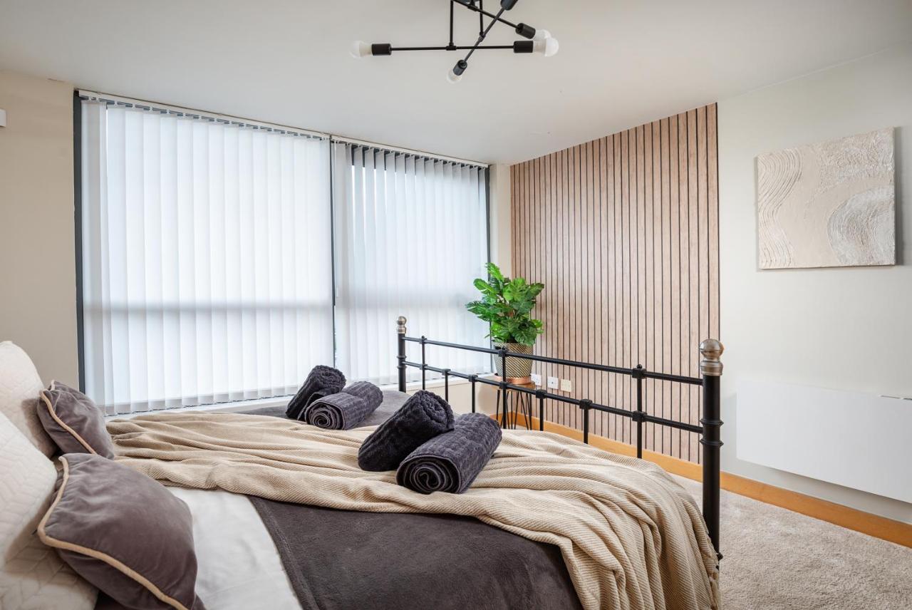 Leeds Most Stunning Penthouse! - Sleeps 8 Apartment ภายนอก รูปภาพ