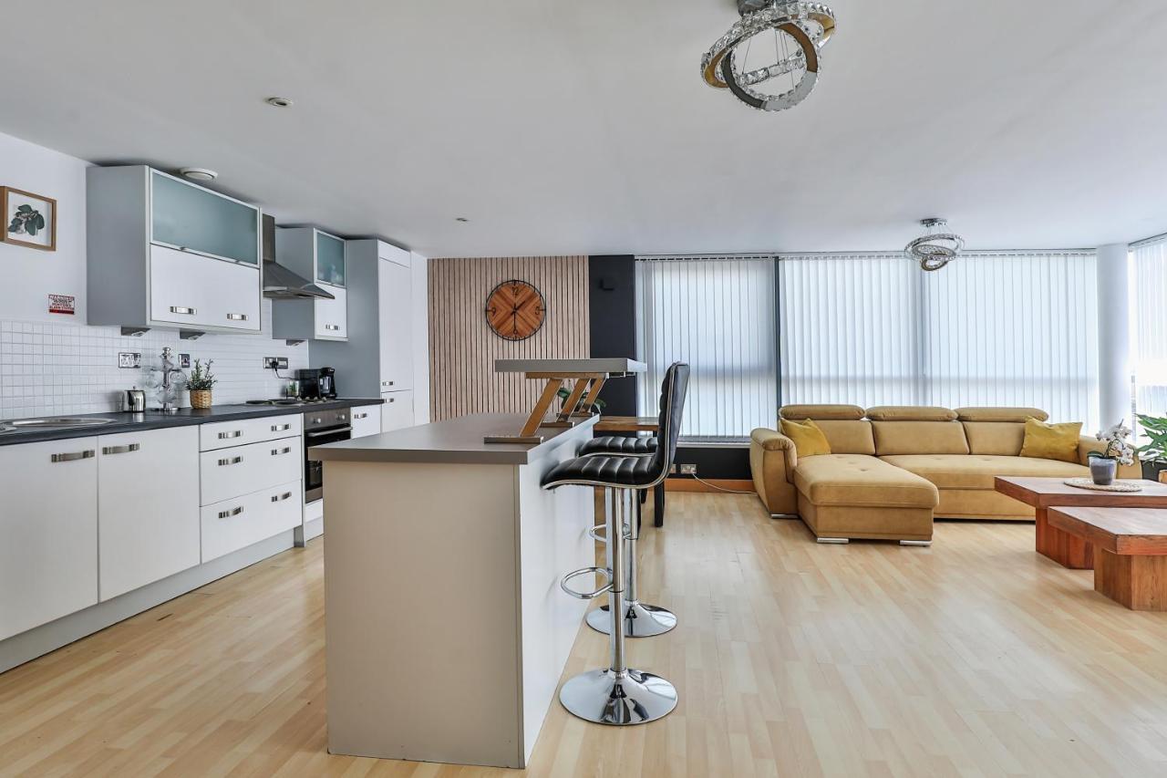 Leeds Most Stunning Penthouse! - Sleeps 8 Apartment ภายนอก รูปภาพ